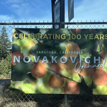 Novakovich Orchards - Farmers Market Near Me - Saratoga, California