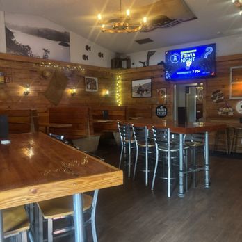 The Doolittle - Cocktail Bars Near Me - Castro Valley, California