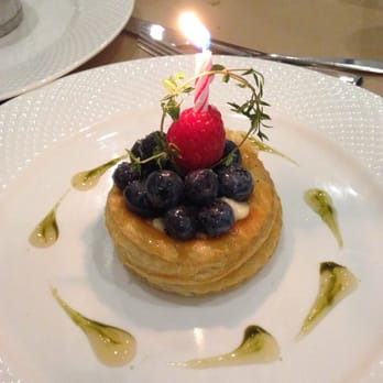Han 202 - Birthday Blueberry Night Dessert - Chinese Near Me - Chicago, Illinois
