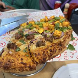 Lamb Kabob Pizza (Halal) Lamb Kabob Pizza (Halal)