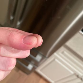 Priti Nails - My pointer finger is where the nail was filed too short - Nail Salons Near Me - Lynnwood, Washington Priti Nails - My pointer finger is where the nail was filed too short - Nail Salons Near Me - Lynnwood, Washington