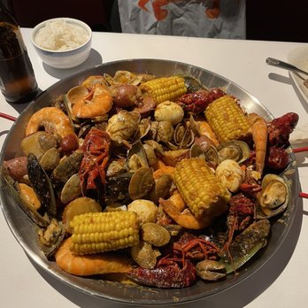 Mrs. Claws - 4-some - Seafood Near Me - Cathedral City, California