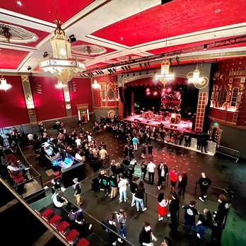 The Observatory North Park - Inside the venue. VIP access at the top! There's a standing area, tables, and a bar counter. Tables are extra $$. - Music Venues Near Me - San Diego, California The Observatory North Park - Inside the venue. VIP access at the top! There's a standing area, tables, and a bar counter. Tables are extra $$. - Music Venues Near Me - San Diego, California