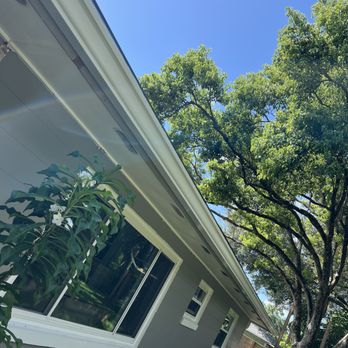 Gutter Supreme - New gutters with leaf protection - Gutter Services Near Me Gutter Supreme - New gutters with leaf protection - Gutter Services Near Me