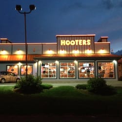 Hooters