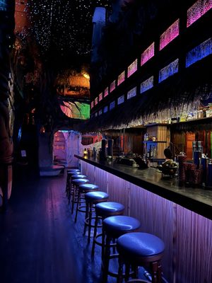 Tradition bar by null