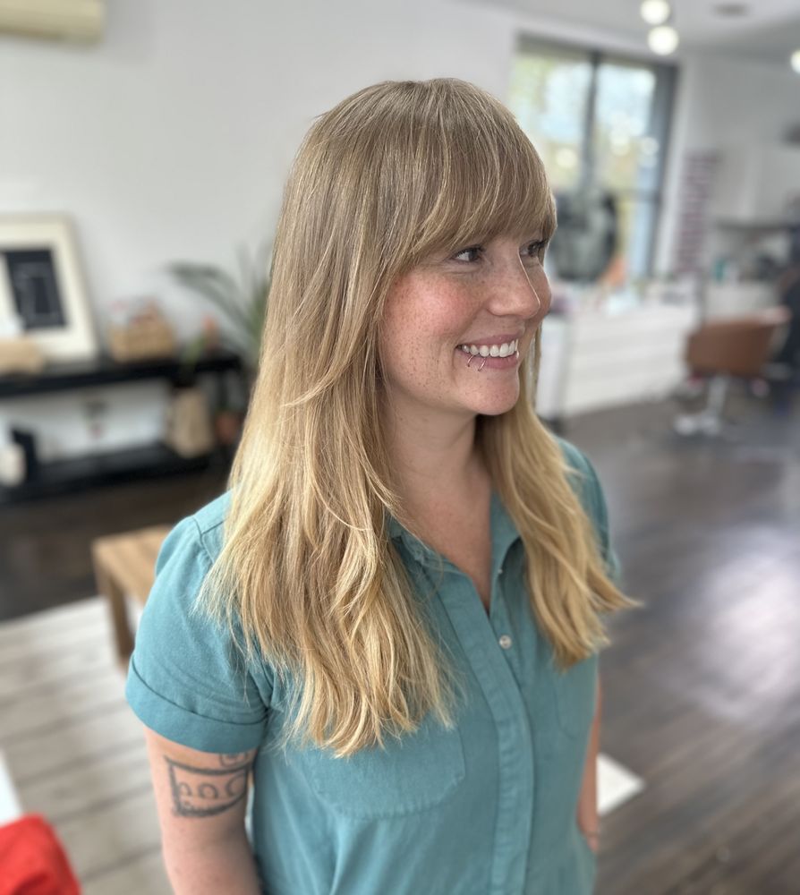 SOAPBOX SALON Updated July 2024 99 Photos & 27 Reviews 1126 N