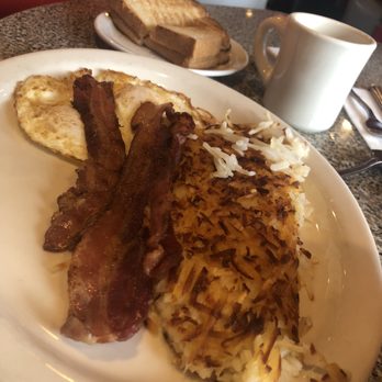5 & Diner - Eggs and ...  2eggs, bacon, hash brown and toast. - Diners Near Me - Phoenix, Arizona