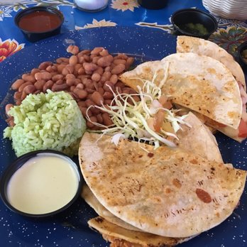 La Botana Tacos - Chicken tinga quesadilla plate with cilantro rice - Tacos Near Me - Tucson, Arizona