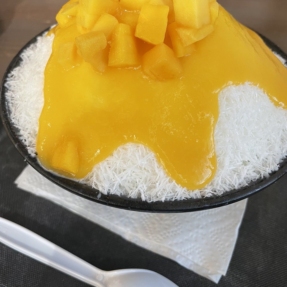 Cafe Sapientia - Mango Snow Creme - Coffee & Tea Near Me - Oak Park, California Cafe Sapientia - Mango Snow Creme - Coffee & Tea Near Me - Oak Park, California