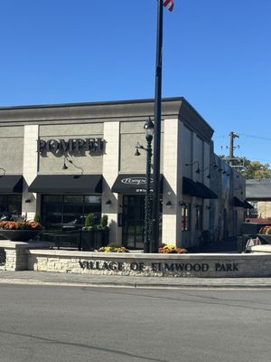 Pompei Elmwood Park by null