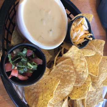 Dead Fish Grill - Queso and chips. - American Near Me - Belton, Texas