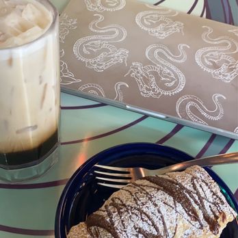 Talk Kaimuki - Nutella late and chocolate and peanut turnover - Coffee & Tea Near Me - Honolulu, Hawaii