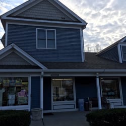 Far Hills Pharmacy - Store front