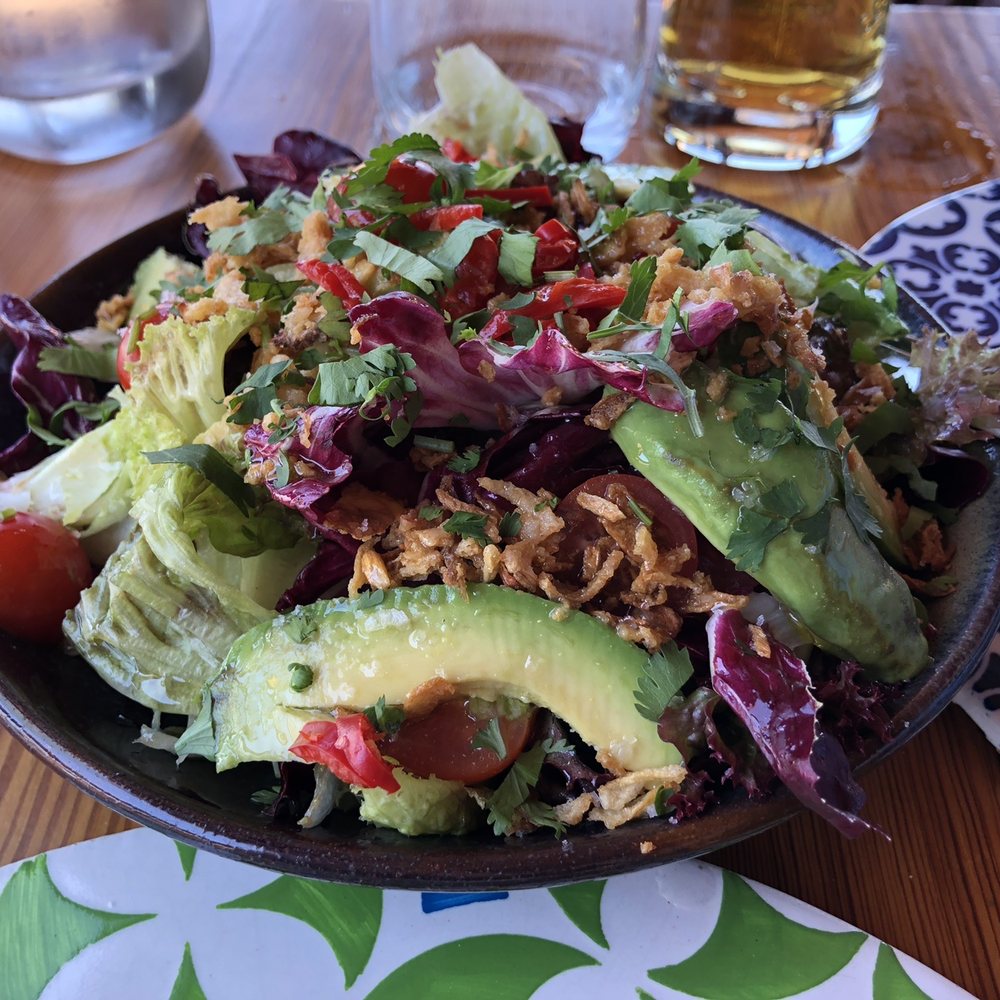 Avocado salad
