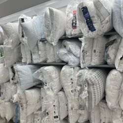 Marshalls - Pillow section