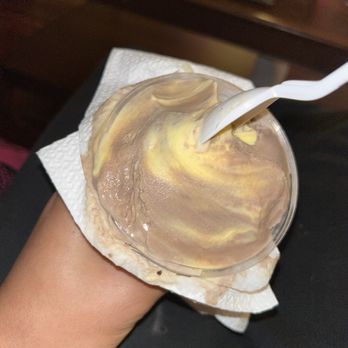 Custards Last Stand - Chocolate banana ice cream with no peanuts - Ice Cream & Frozen Yogurt Near Me - Ventnor City, New Jersey