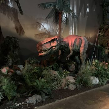 Jurassic Jungle Boat Ride - Amusement Parks Near Me - Pigeon Forge, Tennessee