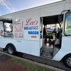 Lee's Breakfast - Outside view of lee's wagon 3.27.2023