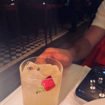 Dean Street Townhouse - Hotels Near Me - London, XGL