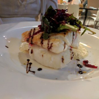 Fish on Parkyn - Seafood Near Me - Mooloolaba, QLD