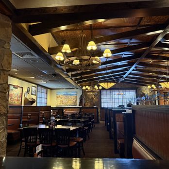 LongHorn Steakhouse - Steakhouses Near Me - Des Plaines, Illinois LongHorn Steakhouse - Steakhouses Near Me - Des Plaines, Illinois