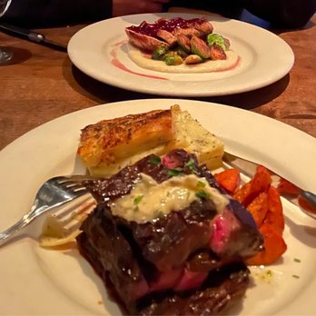 Oswald - Pork and skirt steak with potato gratin/carrots - New American Near Me - Santa Cruz, California Oswald - Pork and skirt steak with potato gratin/carrots - New American Near Me - Santa Cruz, California