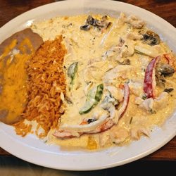 Rancho Rustico Restaurant - Pollo con Creme