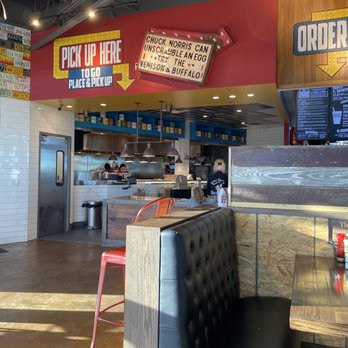 Twisted Root Burger - This place was a bit confusing on what to do. Wasn't sure where to go once we got inside - Burgers Near Me - Abilene, Texas
