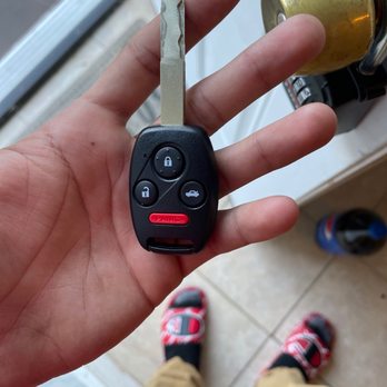 Locksmith PHILLY - Key plus beeper - Keys & Locksmiths Near Me - Philadelphia, Pennsylvania