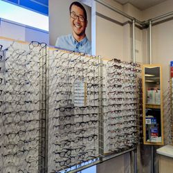 America's Best Contacts & Eyeglasses