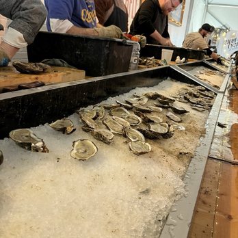 Schlafly Bottleworks - Oysters - Brewpubs Near Me - Maplewood, Missouri Schlafly Bottleworks - Oysters - Brewpubs Near Me - Maplewood, Missouri