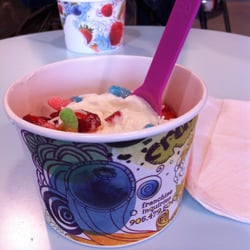 Yogurty's Froyo - Deliciousness in a cup