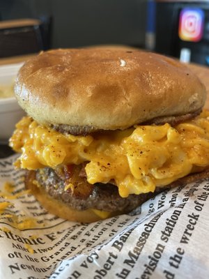 815 Gourmet Grill N Commissary by null