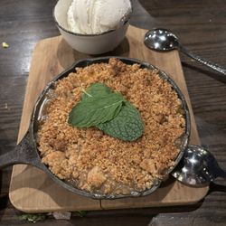Bigfork Wine and Whiskey - Peach Cobbler