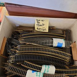 The Electric Train Shop - Box of track $10 each