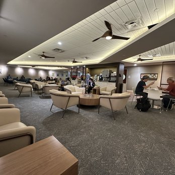 The Plumeria Lounge - Been a hot minute since I've been in here. - Airport Lounges Near Me - Honolulu, Hawaii The Plumeria Lounge - Been a hot minute since I've been in here. - Airport Lounges Near Me - Honolulu, Hawaii