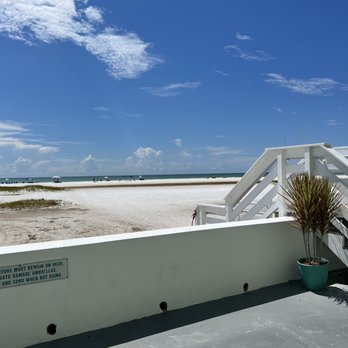 Siesta Sands On the Beach - The view - Vacation Rentals Near Me - Sarasota, Florida Siesta Sands On the Beach - The view - Vacation Rentals Near Me - Sarasota, Florida