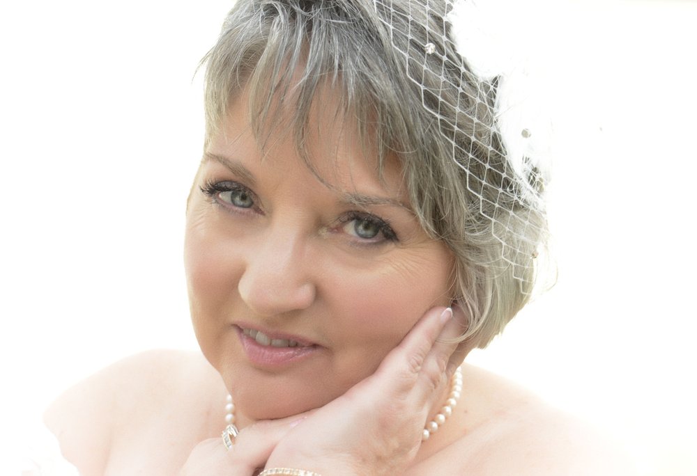 LET’S MAKEUP WITH MARCI 830 Cedarcrest Dr, Vacaville, California