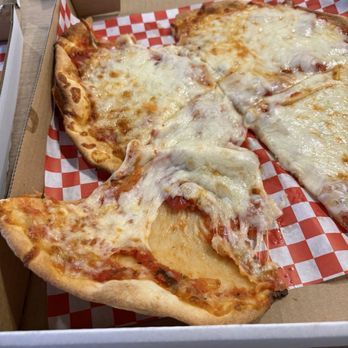 Hillside Café - Cheese pizza - Cafes Near Me - Pullman, Washington Hillside Café - Cheese pizza - Cafes Near Me - Pullman, Washington