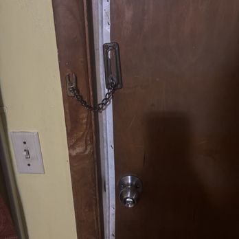 Budget Inn - Hotels Near Me - Chemult, Oregon