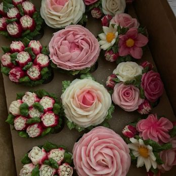 The Blooming Cupcake - Cupcakes Near Me