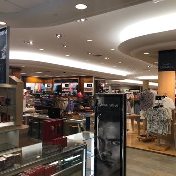 Dillard's - Best name brands on men's clothing in Reno - Department Stores Near Me - Reno, Nevada