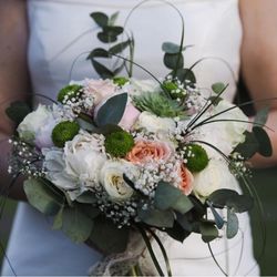 Bromborough Flowers - Wirral wedding flowers by Bromborough Flowers