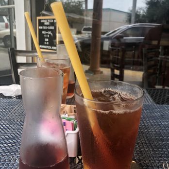 Michael’s On 7th - Fresh iced tea with pasta straws. Who knew? - American Near Me - Vero Beach, Florida