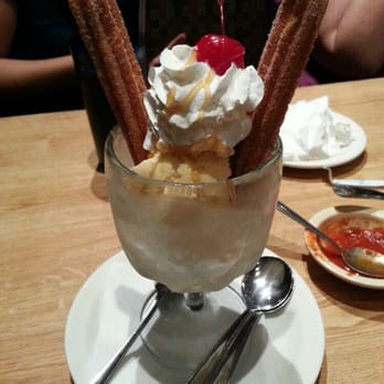 Comedor Guadalajara - Churros and ice cream!  One of the best ideas ever. Heavenly. - Mexican Near Me - Phoenix, Arizona