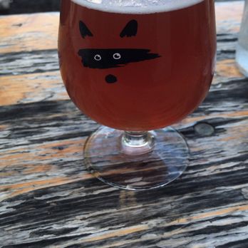 Bandit Brewery - Watermelon Hibiscus Pale Ale - Breweries Near Me - Toronto, Ontario Bandit Brewery - Watermelon Hibiscus Pale Ale - Breweries Near Me - Toronto, Ontario