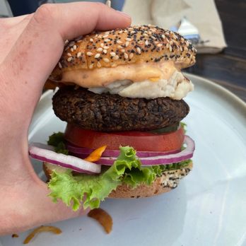 Fogwood & Fig - Smoky lentil burger - Vegetarian Near Me - Port Jervis, New York