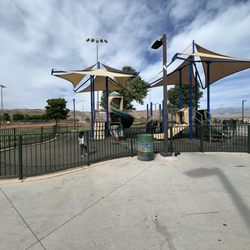Red Ridge Park - Enclosed play area