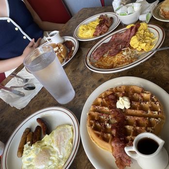 Sal's Family Kitchen - Breakfast & Brunch Near Me - Martinez, California Sal's Family Kitchen - Breakfast & Brunch Near Me - Martinez, California